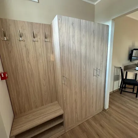 Nyeki Feszek Apartmanhaz شقة *