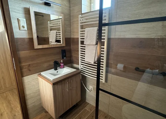 Nyeki Feszek Apartmanhaz Διαμέρισμα