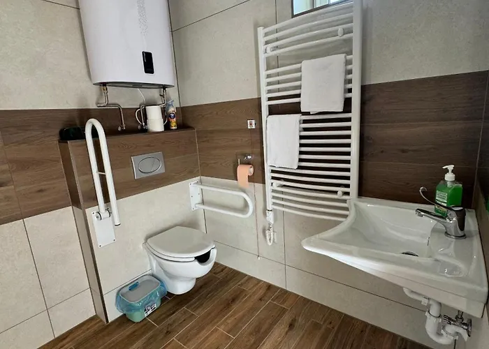 Nyeki Feszek Apartmanhaz Διαμέρισμα Kapolnasnyek