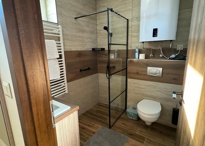 Nyeki Feszek Apartmanhaz Διαμέρισμα *
